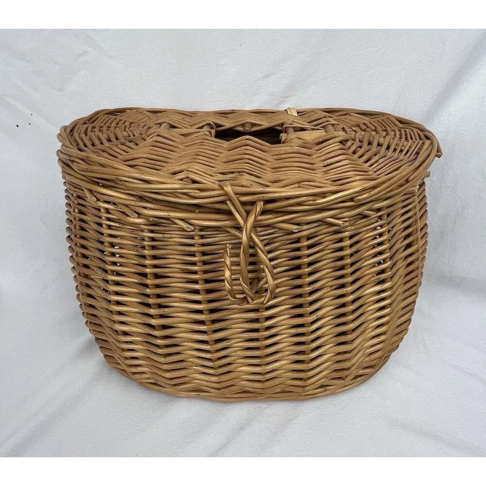 Vintage Wicker Fishing Creel Basket Oval Trout Creel Rustic Cabin Decor Handwove